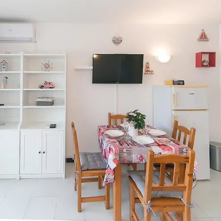 Welcs 246 Emp Con Vistas Al Canal Apartment Roses