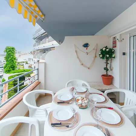 Welcs 246 Emp Con Vistas Al Canal Apartment Roses